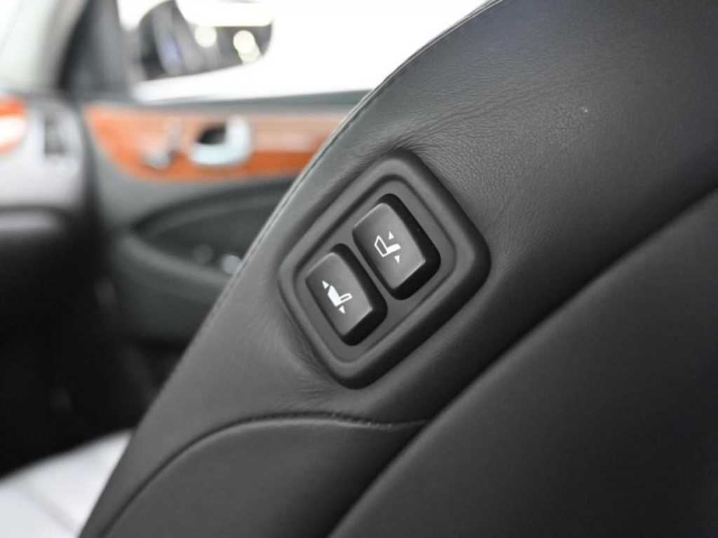 HYUNDAI Equus 2012 Negro - Importación desde Corea - HF Imports Iquique - Foto 18