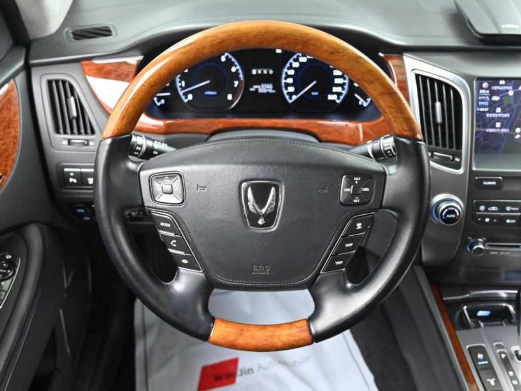 HYUNDAI Equus 2012 Negro - Importación desde Corea - HF Imports Iquique - Foto 13