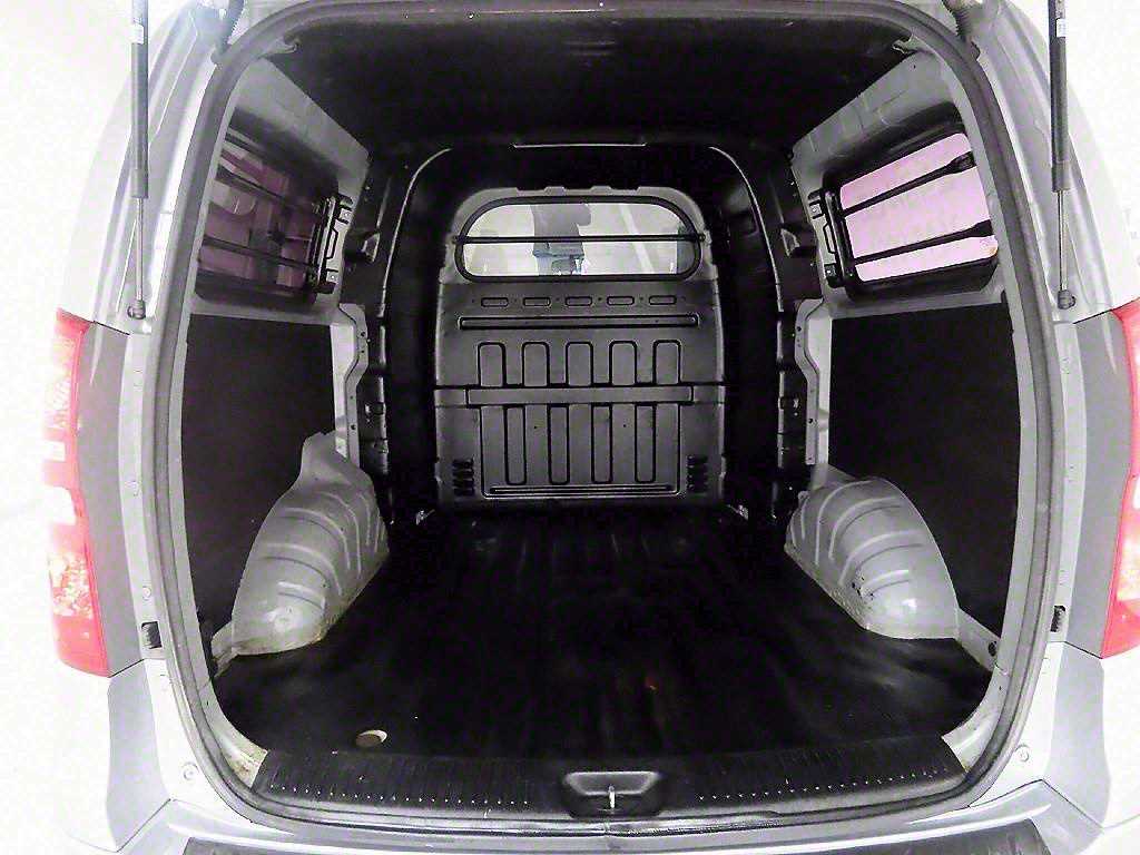 HYUNDAI Starex - Vista 5