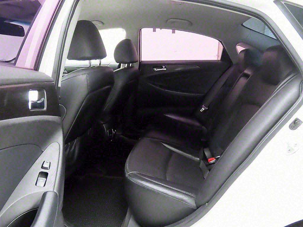 HYUNDAI Sonata 2012 Blanco - Importación desde Corea - HF Imports Iquique - Foto 14