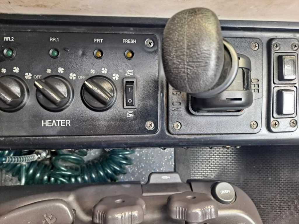 medium and large bus Medium-sized Hyundai Bus 2016 Amarillo - Importación desde Corea - HF Imports Iquique - Foto 13