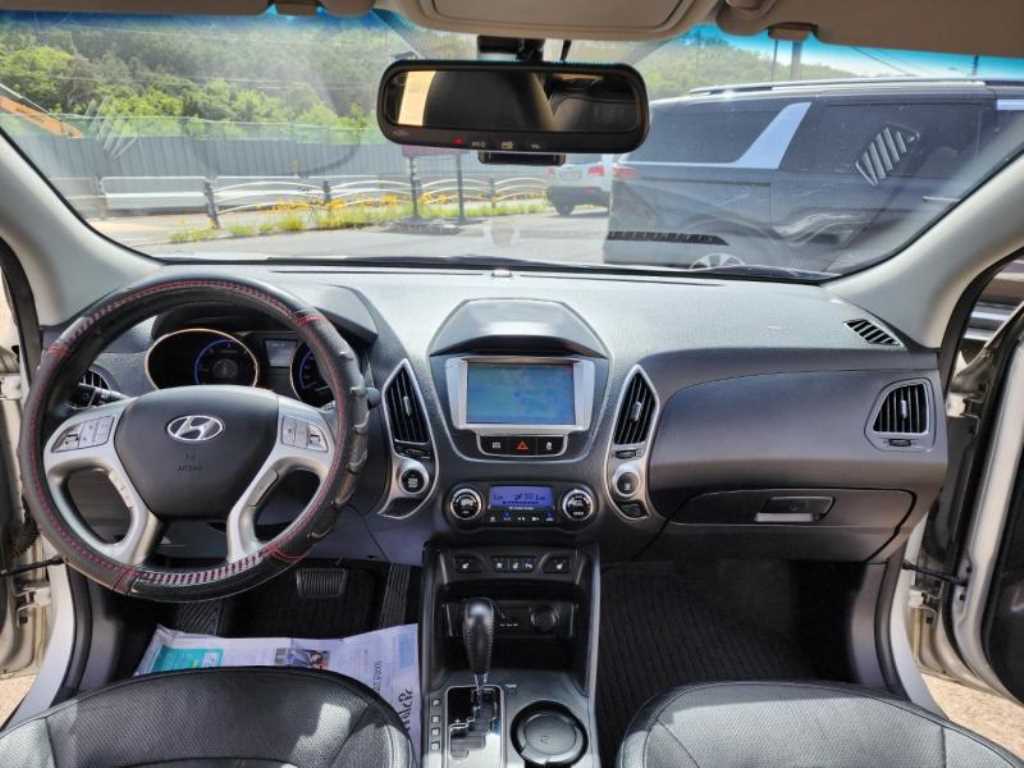 HYUNDAI Tucson - Vista 9