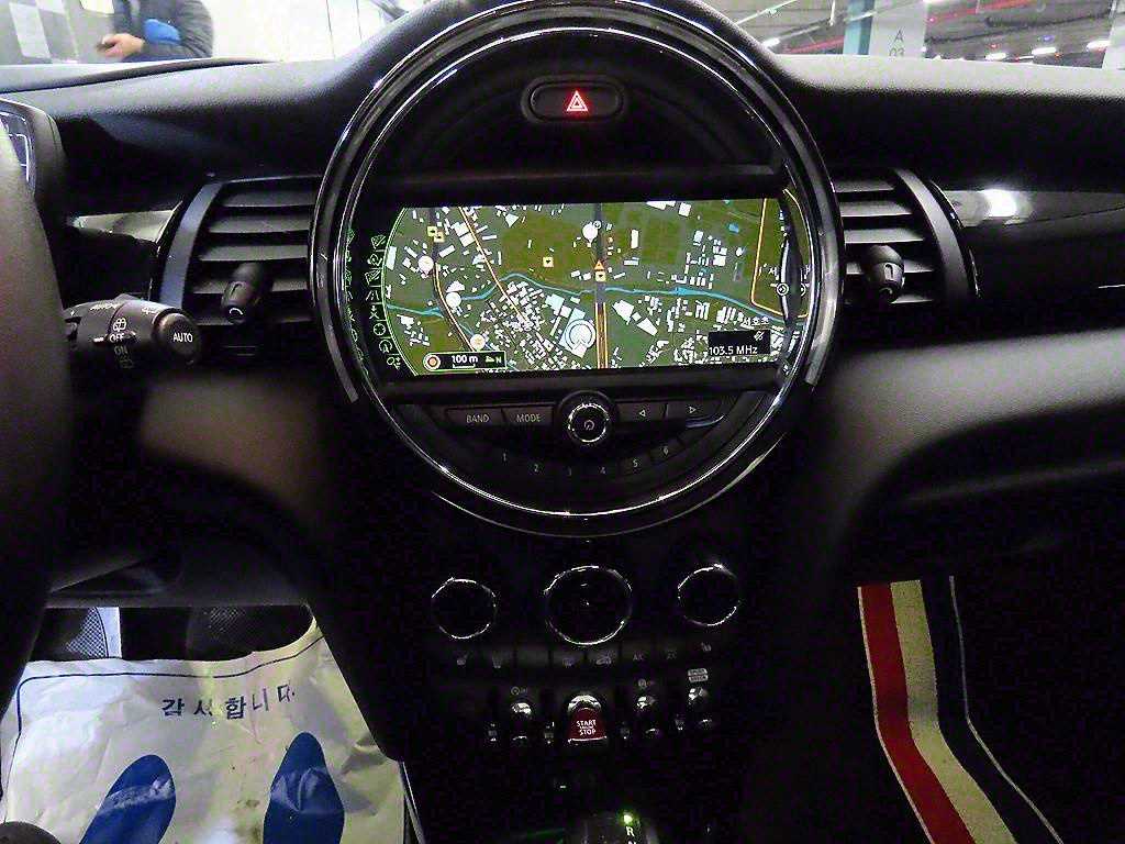 Mini Cooper - Vista 11