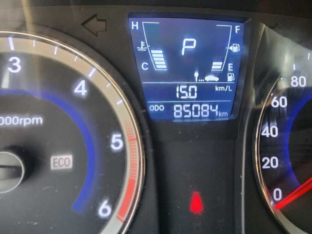 HYUNDAI Accent 2013 Plateado - Importación desde Corea - HF Imports Iquique - Foto 14