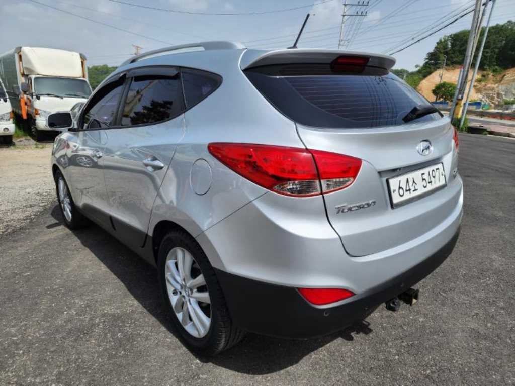 HYUNDAI Tucson - Vista 5
