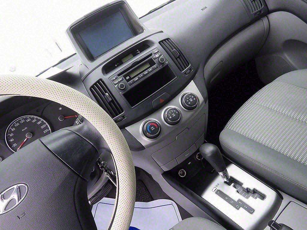 HYUNDAI Avante - Vista 11