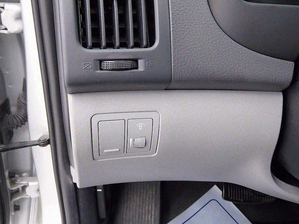 HYUNDAI Avante - Vista 9