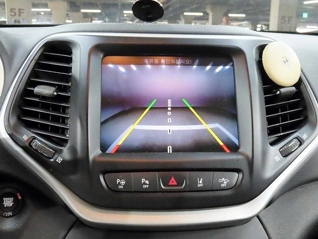 Jeep Cherokee - Vista 12