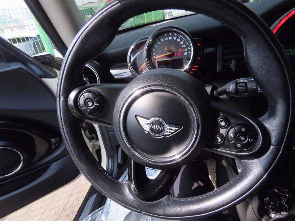 Mini Cooper - Vista 12