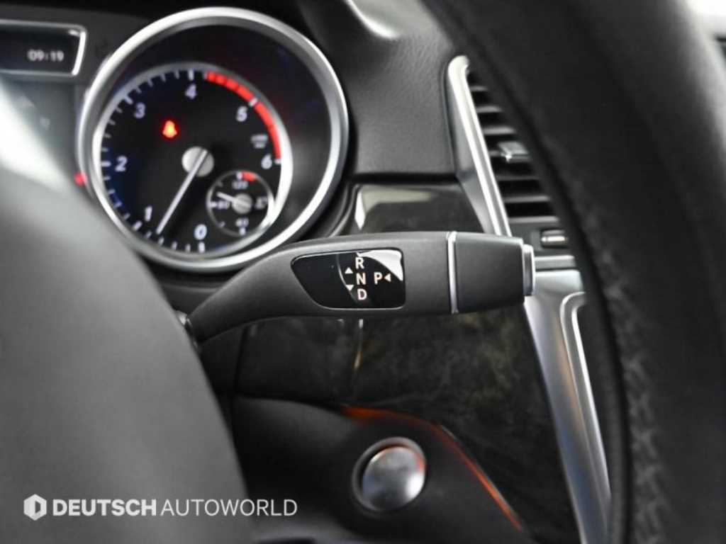 Mercedes Benz M Class - Vista 9