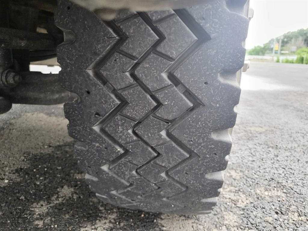 medium and large cargo Cargo 2010 Blanco - Importación desde Corea - HF Imports Iquique - Foto 13