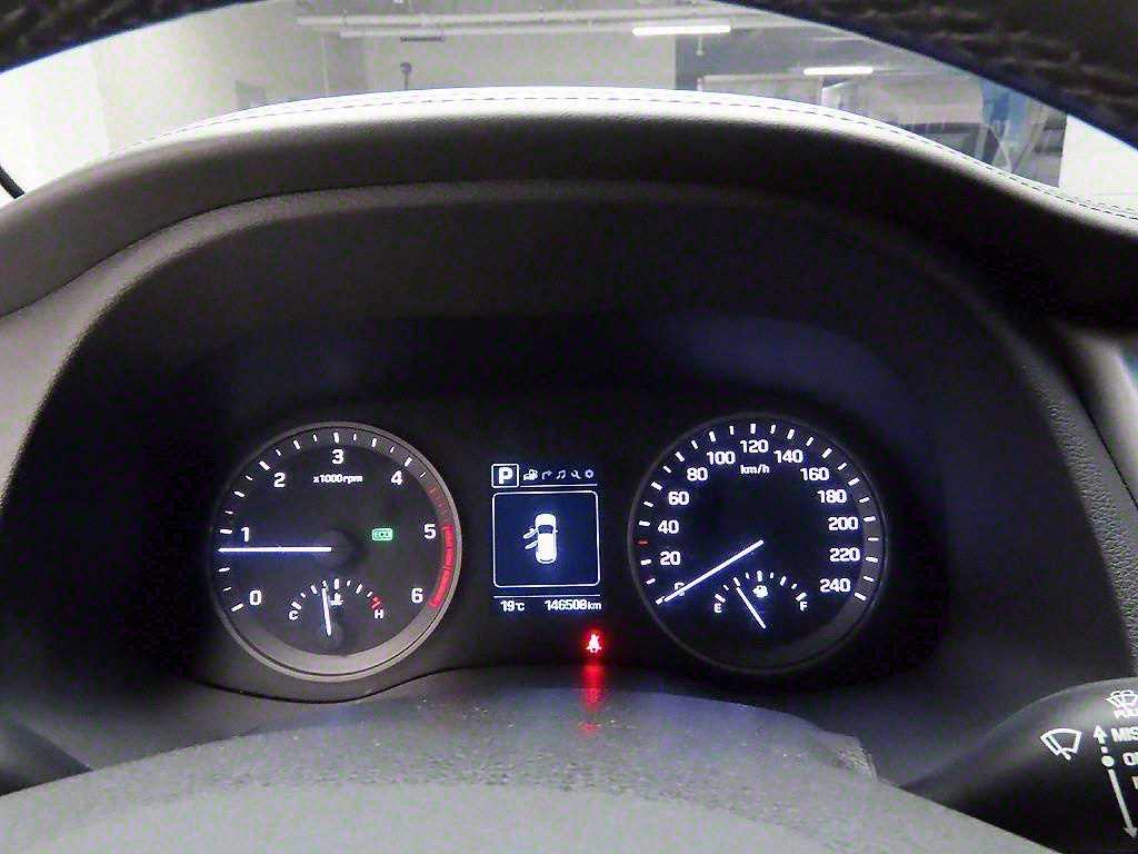 HYUNDAI Tucson - Vista 6