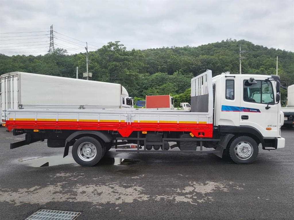 medium and large cargo Cargo - Vista 7