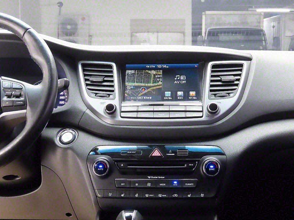 HYUNDAI Tucson - Vista 9