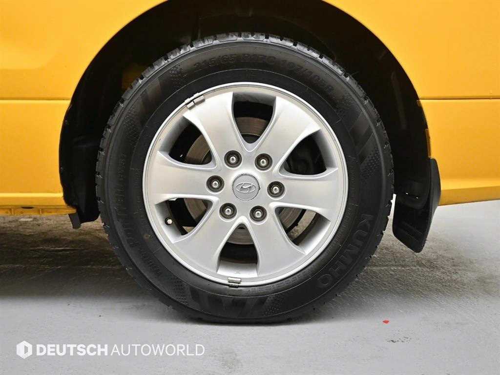 HYUNDAI Starex 2019 Amarillo - Importación desde Corea - HF Imports Iquique - Foto 19