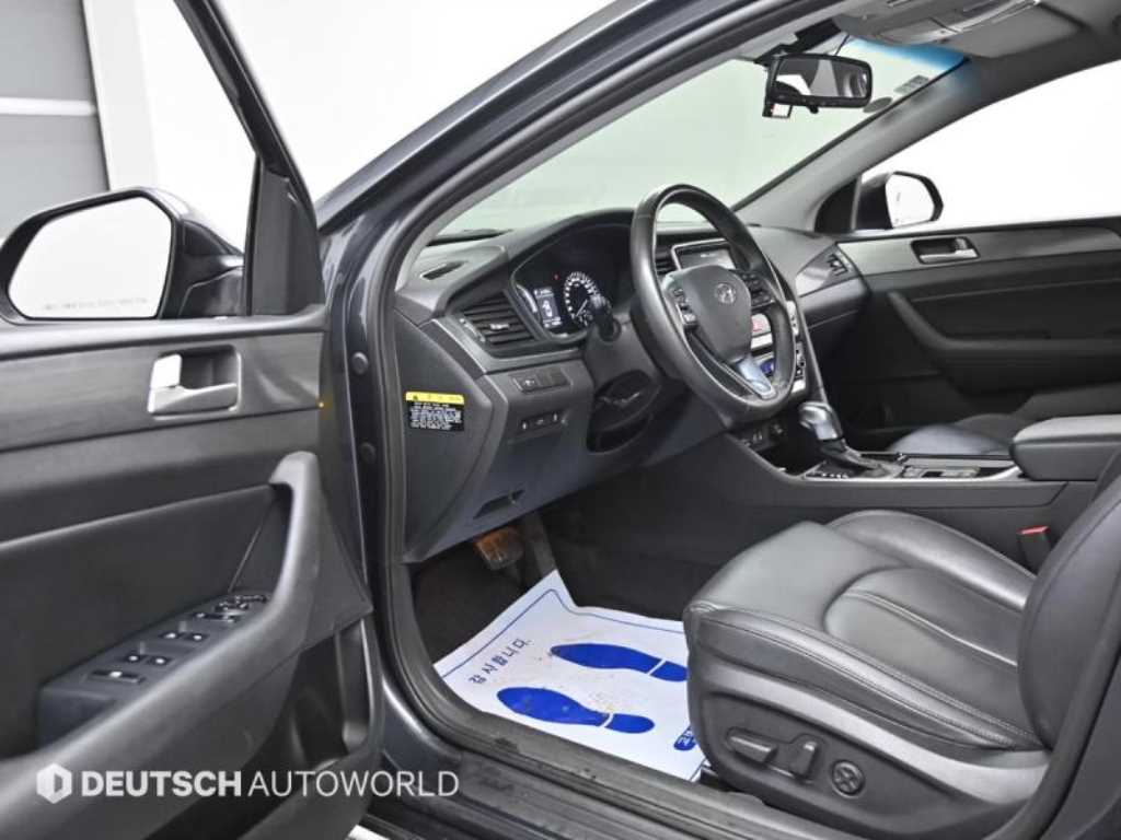 HYUNDAI Sonata - Vista 11