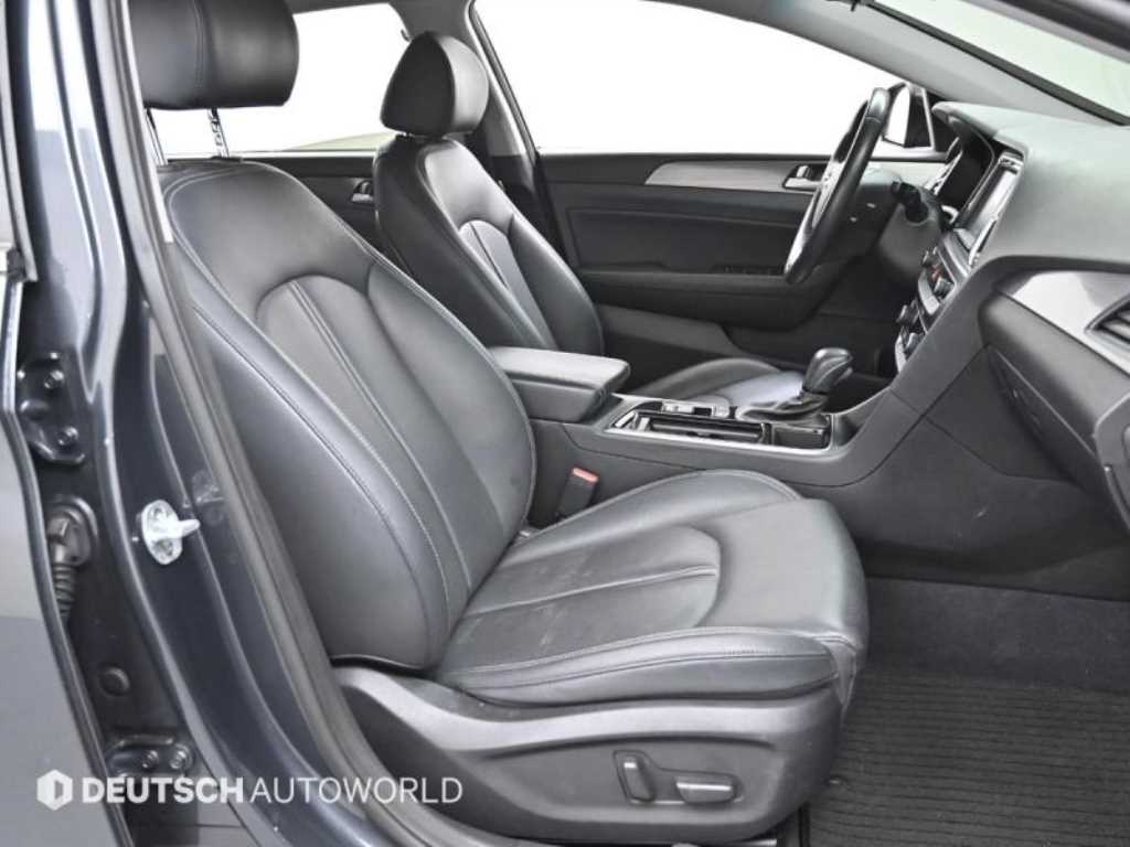 HYUNDAI Sonata - Vista 10