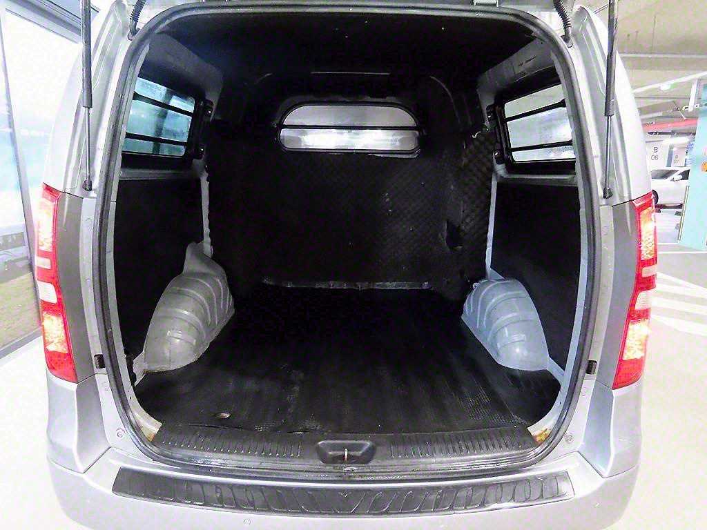 HYUNDAI Starex 2011 Plateado - Importación desde Corea - HF Imports Iquique - Foto 16