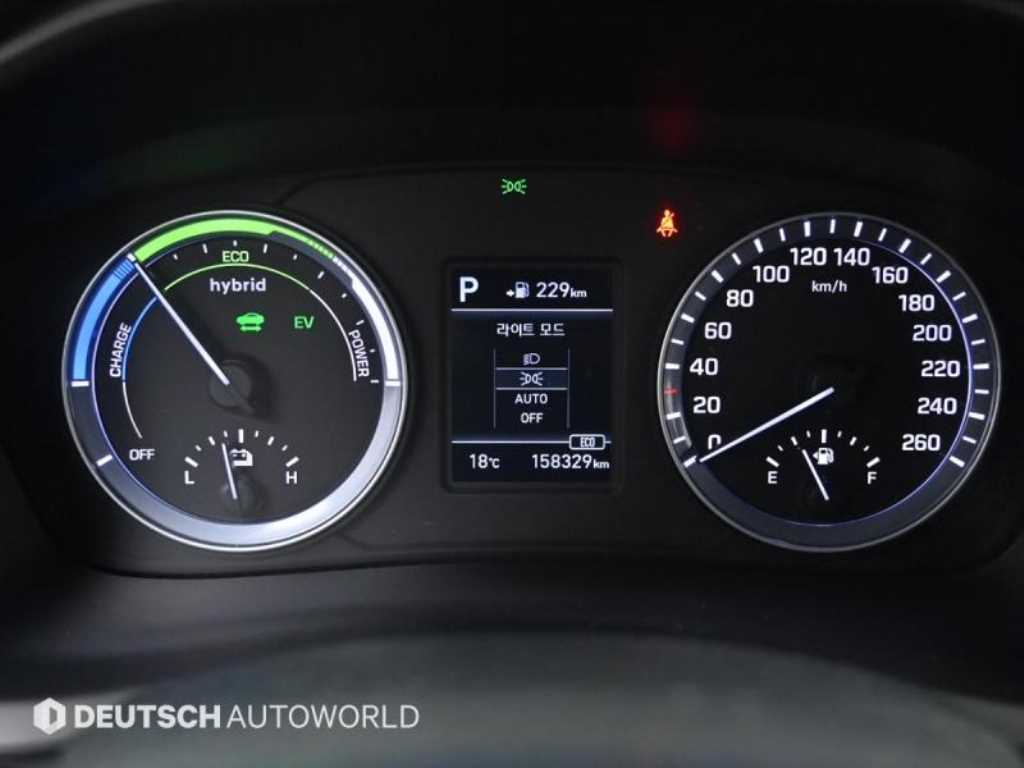 HYUNDAI Sonata - Vista 6