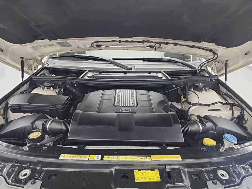 Land Rover Range Rover - Vista 5
