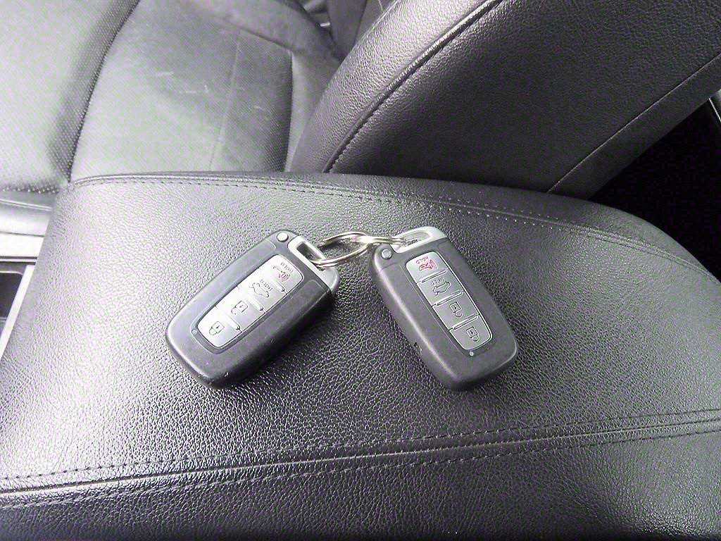 HYUNDAI Sonata 2010 Gris - Importación desde Corea - HF Imports Iquique - Foto 17