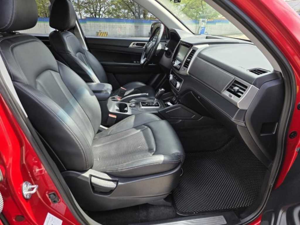 Ssangyong Rexton - Vista 9