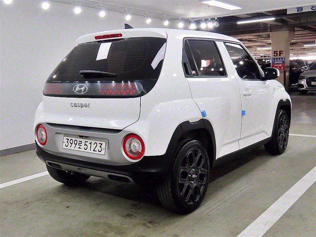 HYUNDAI Casper - Vista 4