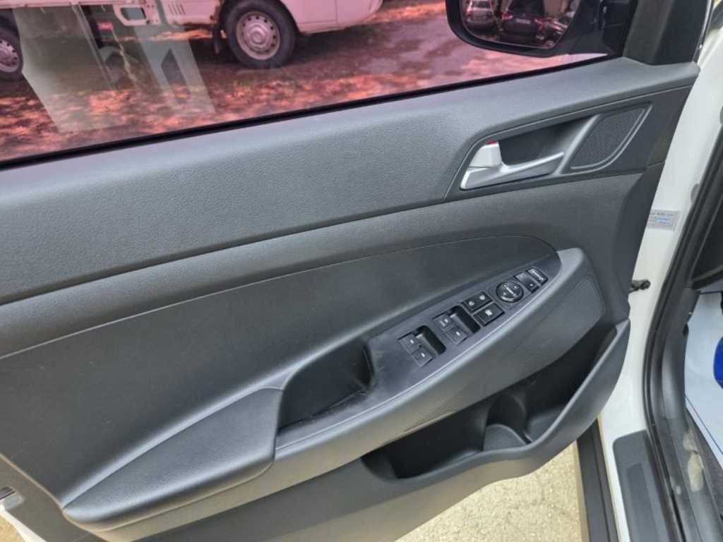 HYUNDAI Tucson 2016 Blanco - Importación desde Corea - HF Imports Iquique - Foto 17