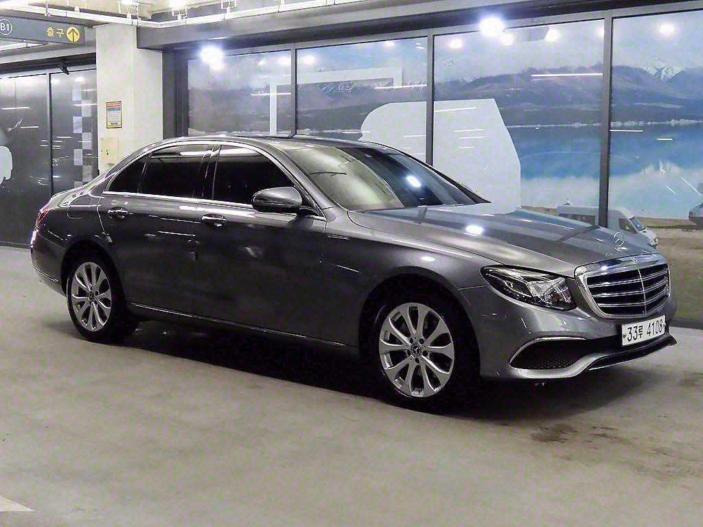 Mercedes Benz E class
