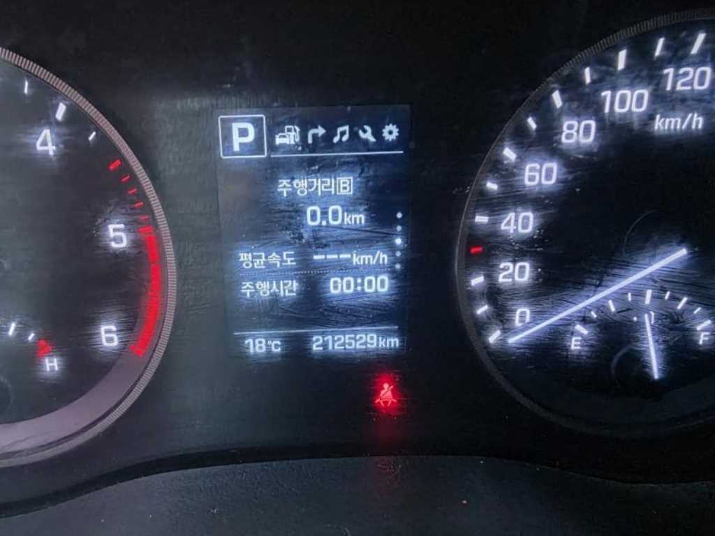 HYUNDAI Tucson - Vista 11