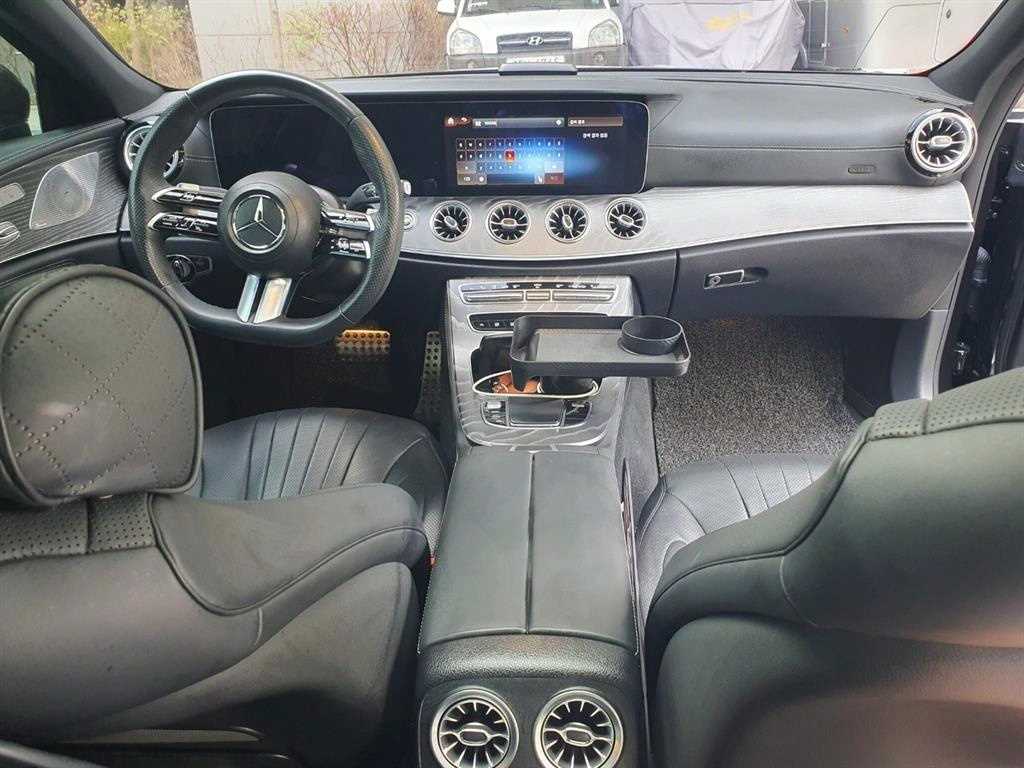 Mercedes Benz CLS Class - Vista 7