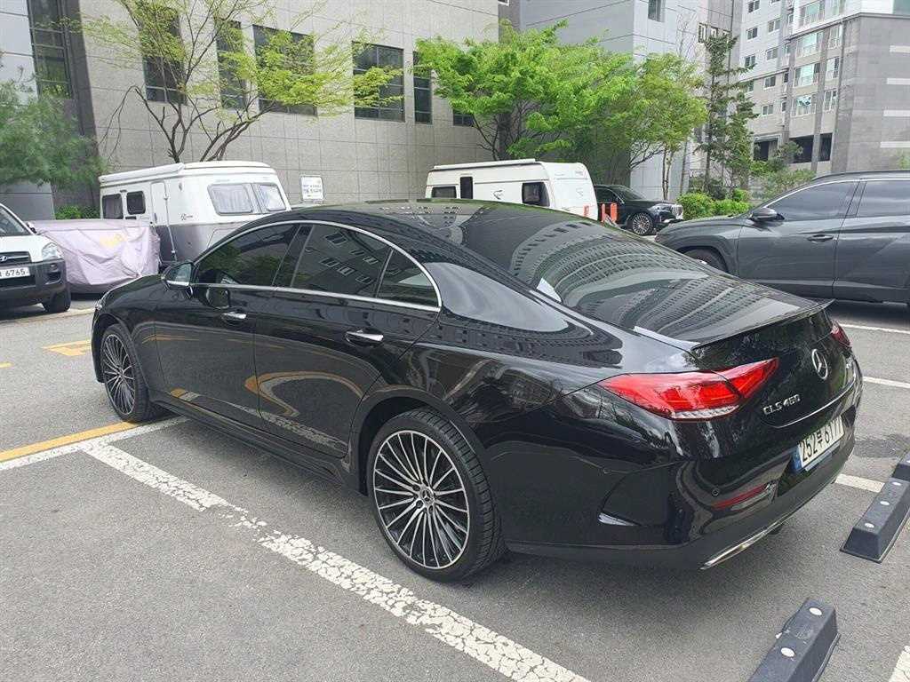 Mercedes Benz CLS Class - Vista 6