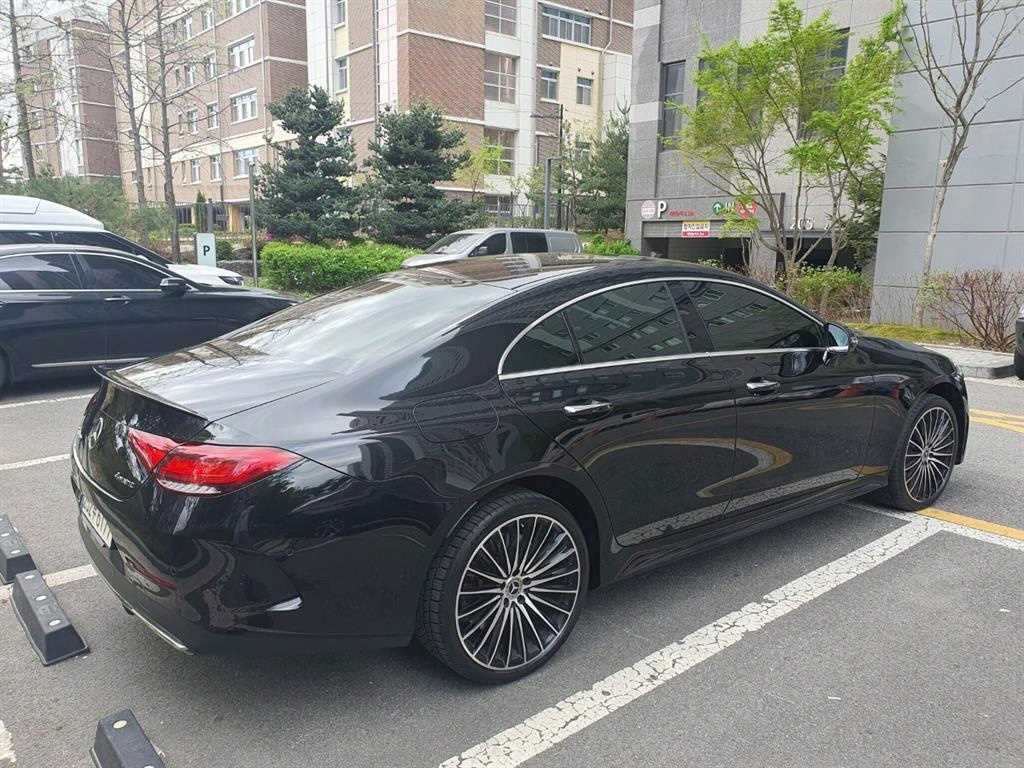 Mercedes Benz CLS Class - Vista 4