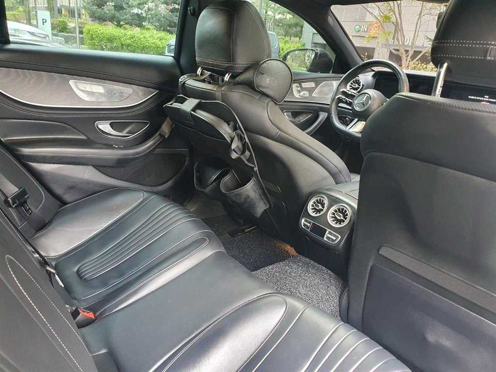 Mercedes Benz CLS Class - Vista 8