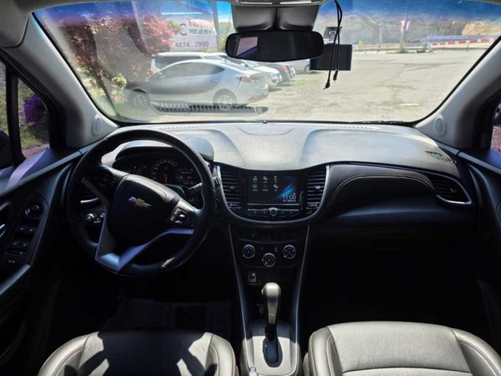 Chevrolet Trax - Vista 9