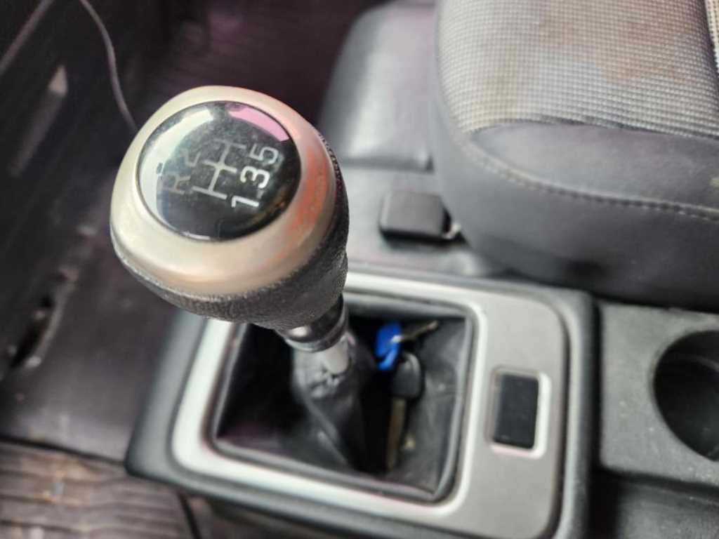 medium and large cargo truck 2015 Blanco - Importación desde Corea - HF Imports Iquique - Foto 13