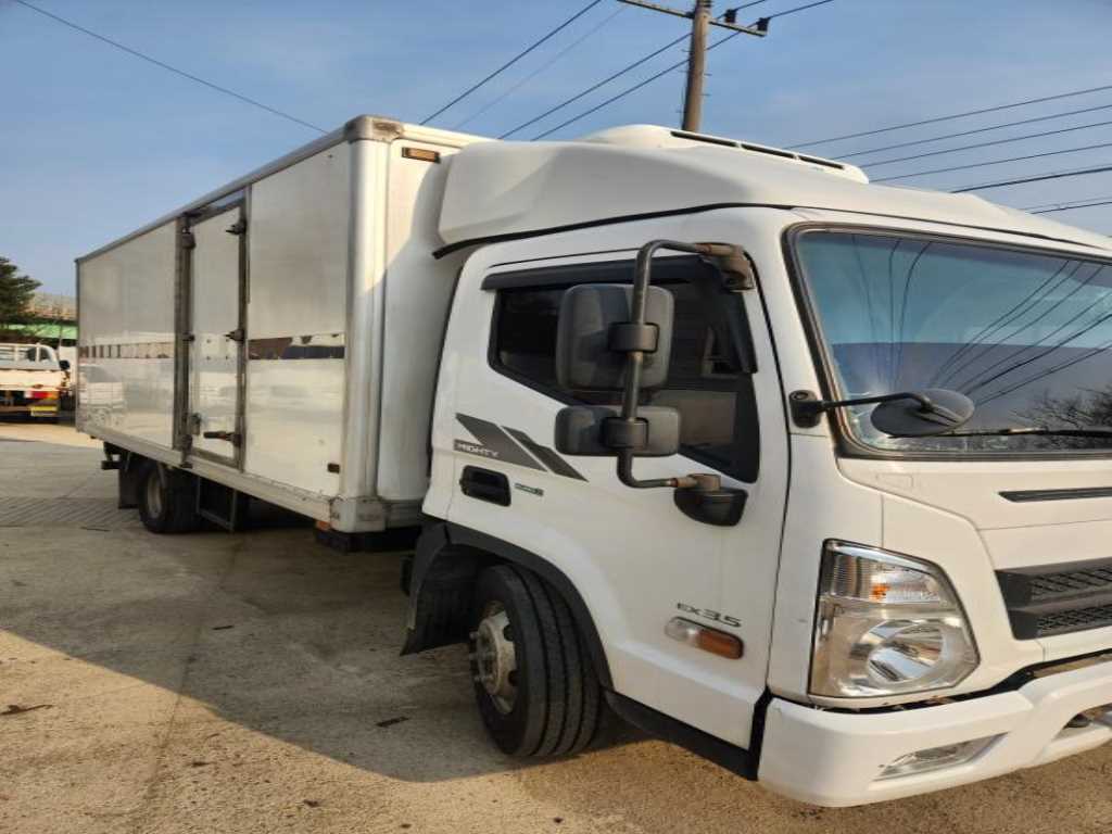 medium and large cargo truck 2015 Blanco - Importación desde Corea - HF Imports Iquique - Foto 17