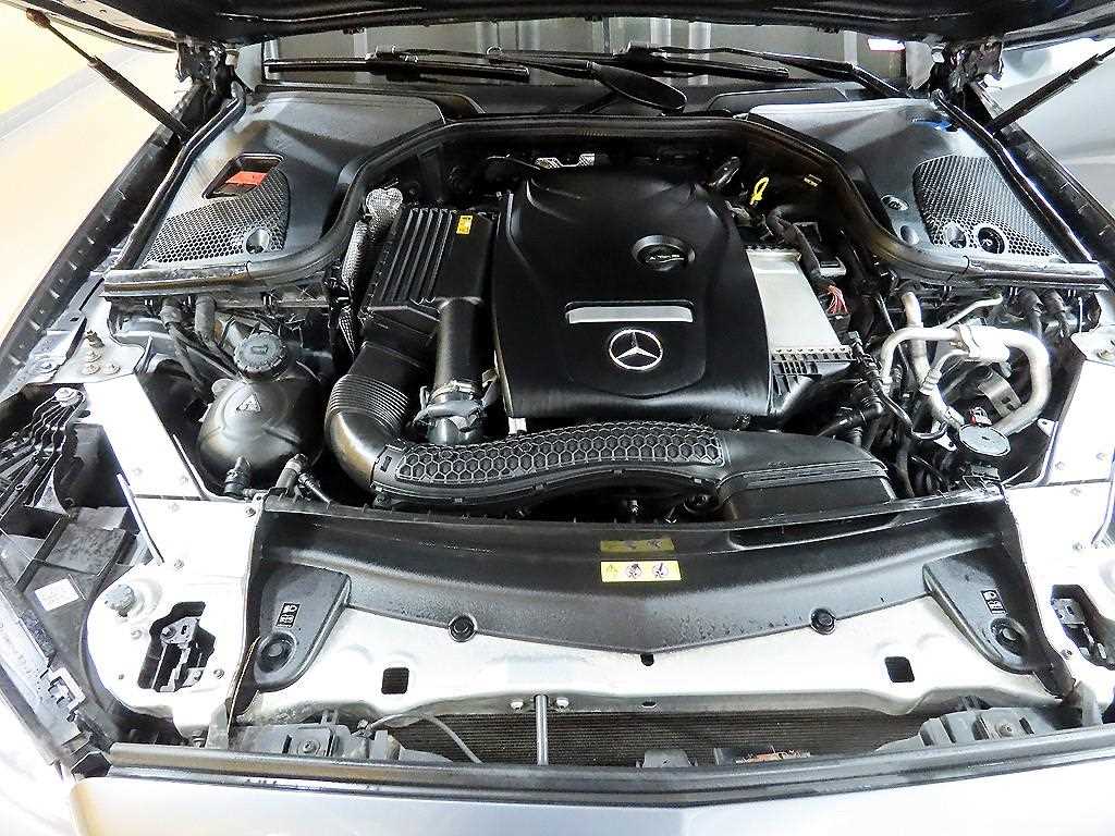 Mercedes Benz E class 2019 Gris - Importación desde Corea - HF Imports Iquique - Foto 20