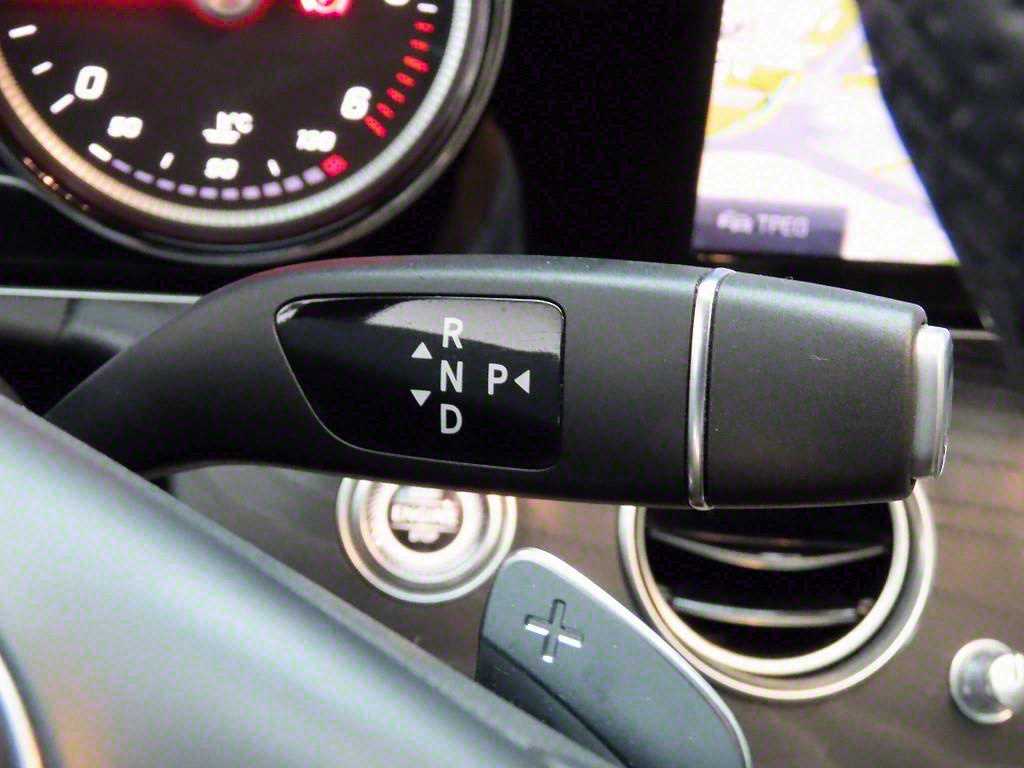 Mercedes Benz E class - Vista 10