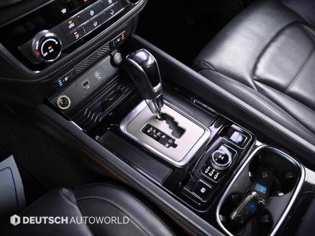 Ssangyong Rexton - Vista 9