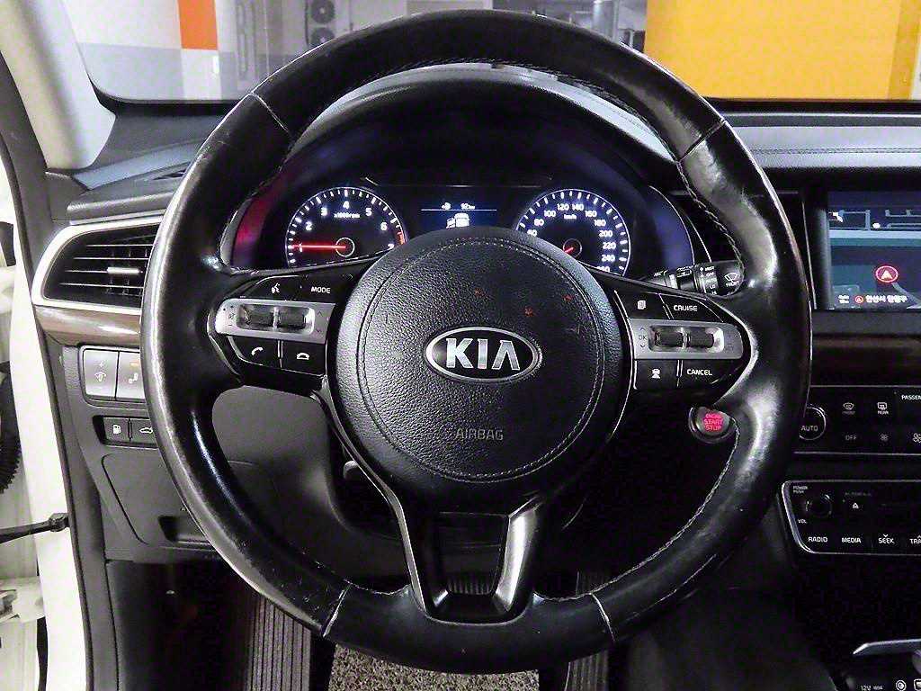 KIA K7 - Vista 7