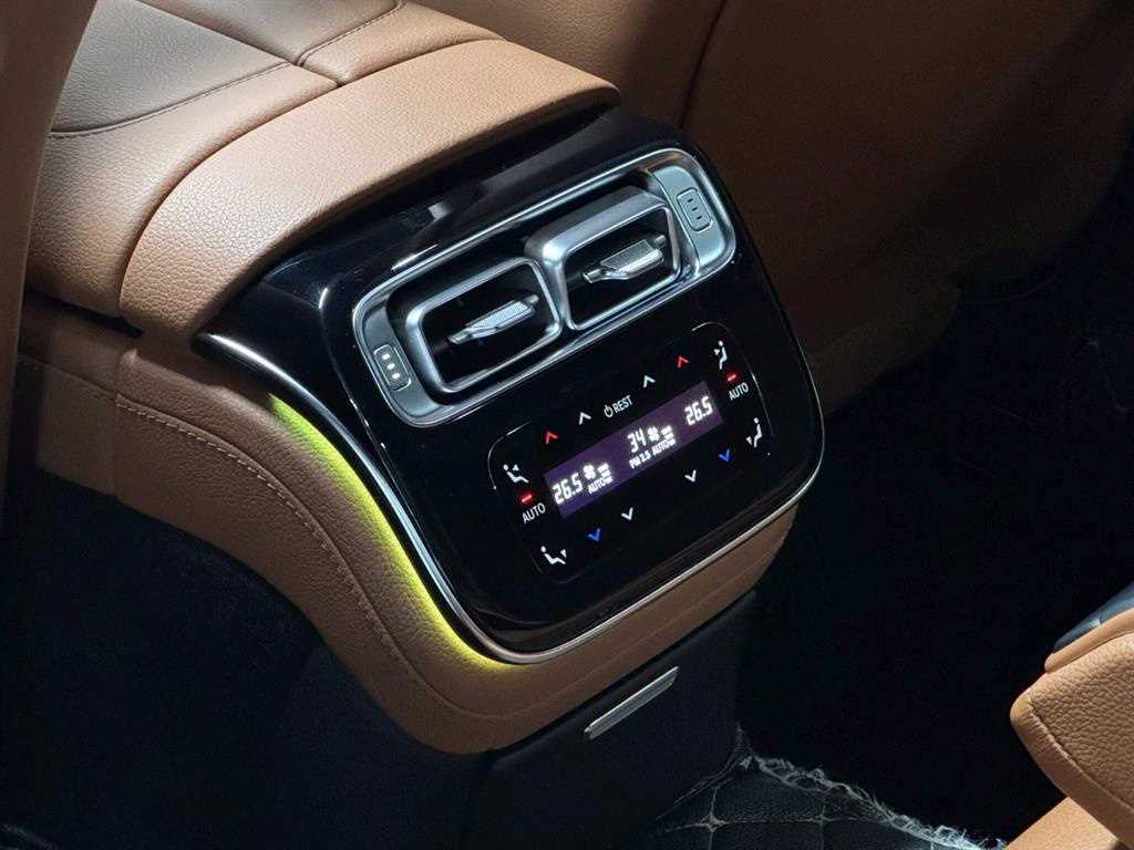 Mercedes Benz S Class - Vista 11