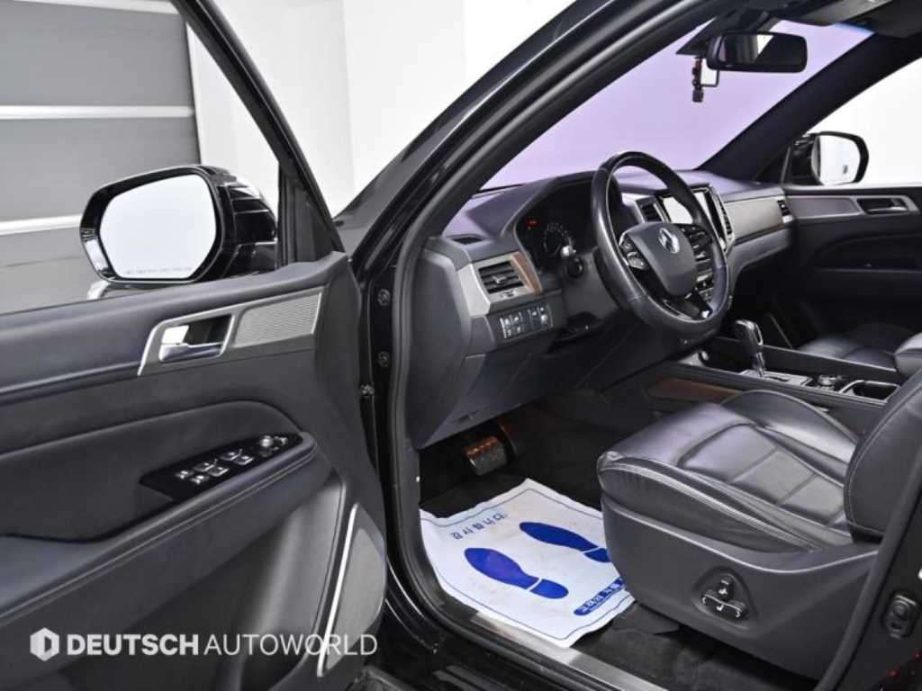 Ssangyong Rexton - Vista 11