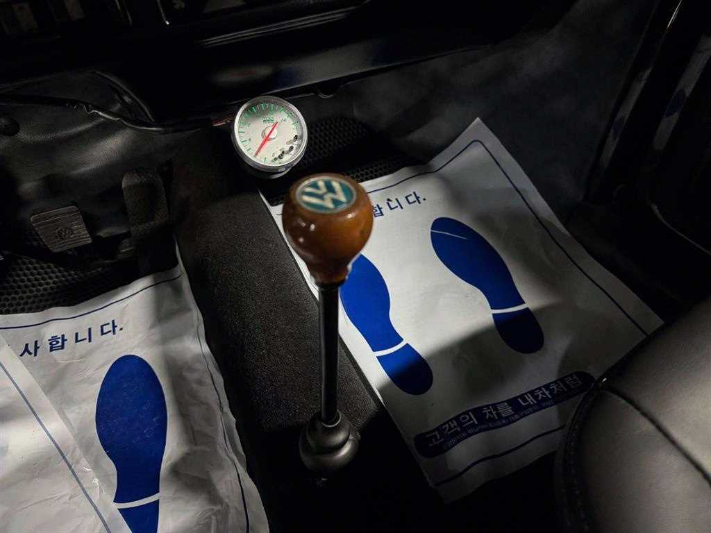 Volkswagen Beetle 1996 Morado - Importación desde Corea - HF Imports Iquique - Foto 13