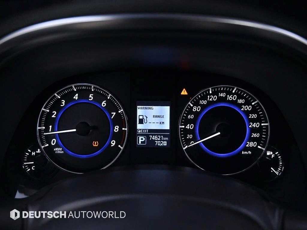 Infiniti QX - Vista 8