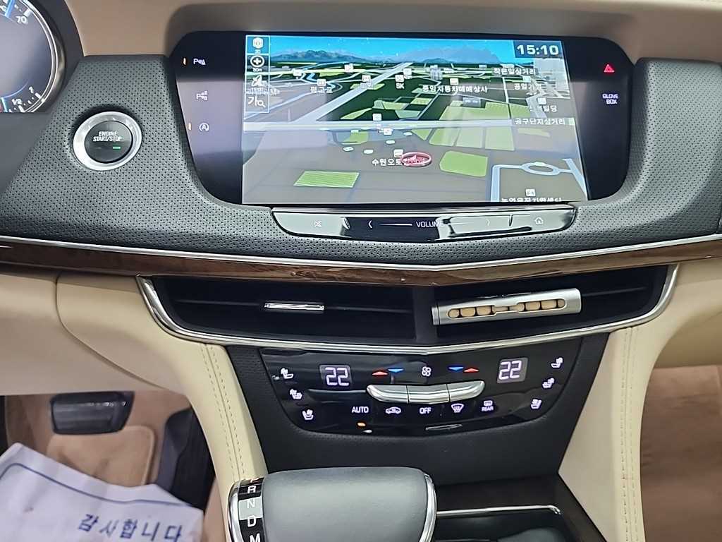 Cadillac CT6 - Vista 10