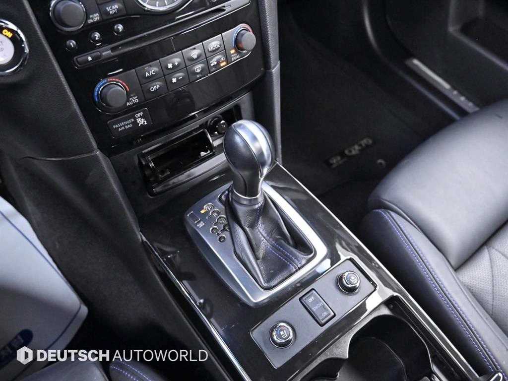 Infiniti QX - Vista 9