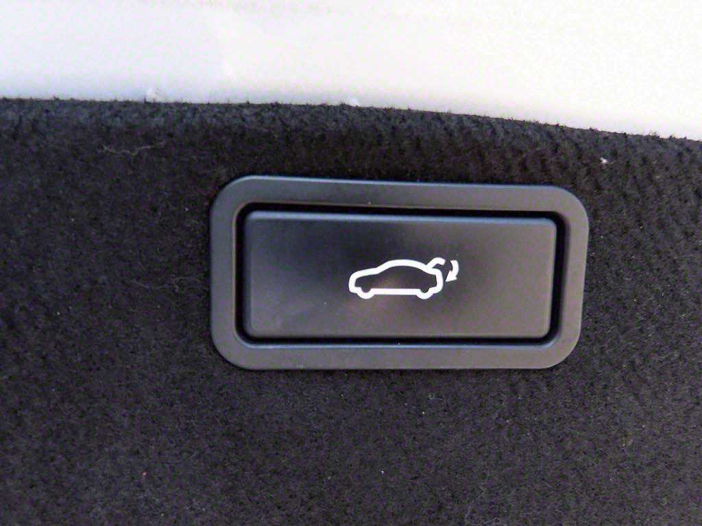 HYUNDAI Genesis 2015 Blanco - Importación desde Corea - HF Imports Iquique - Foto 16