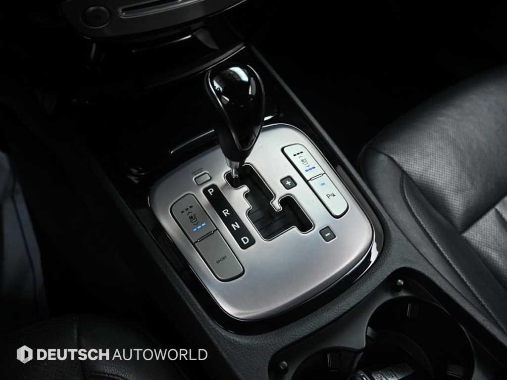 HYUNDAI Genesis - Vista 9