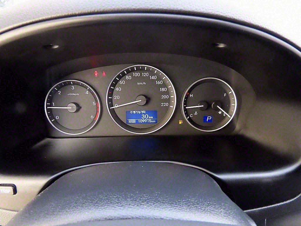 HYUNDAI Starex - Vista 9